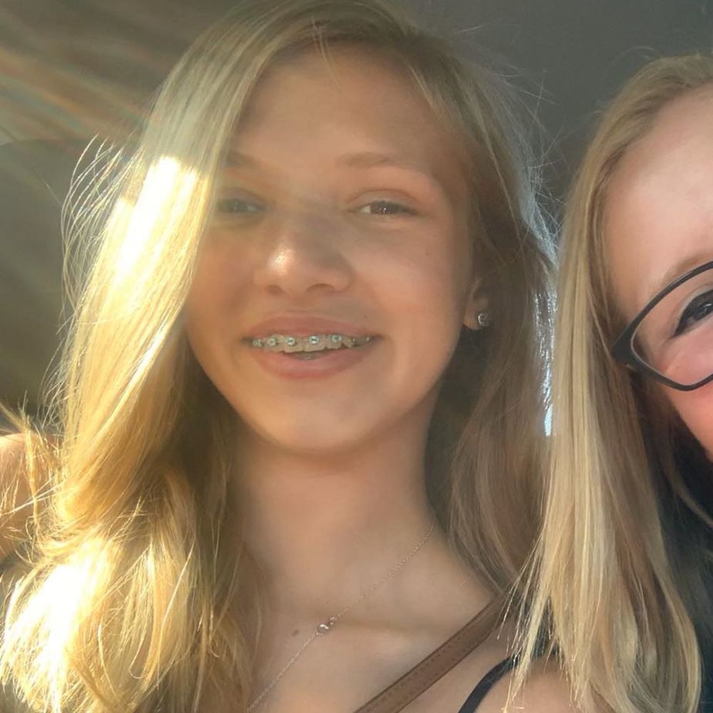 Meet your Posher, Carly